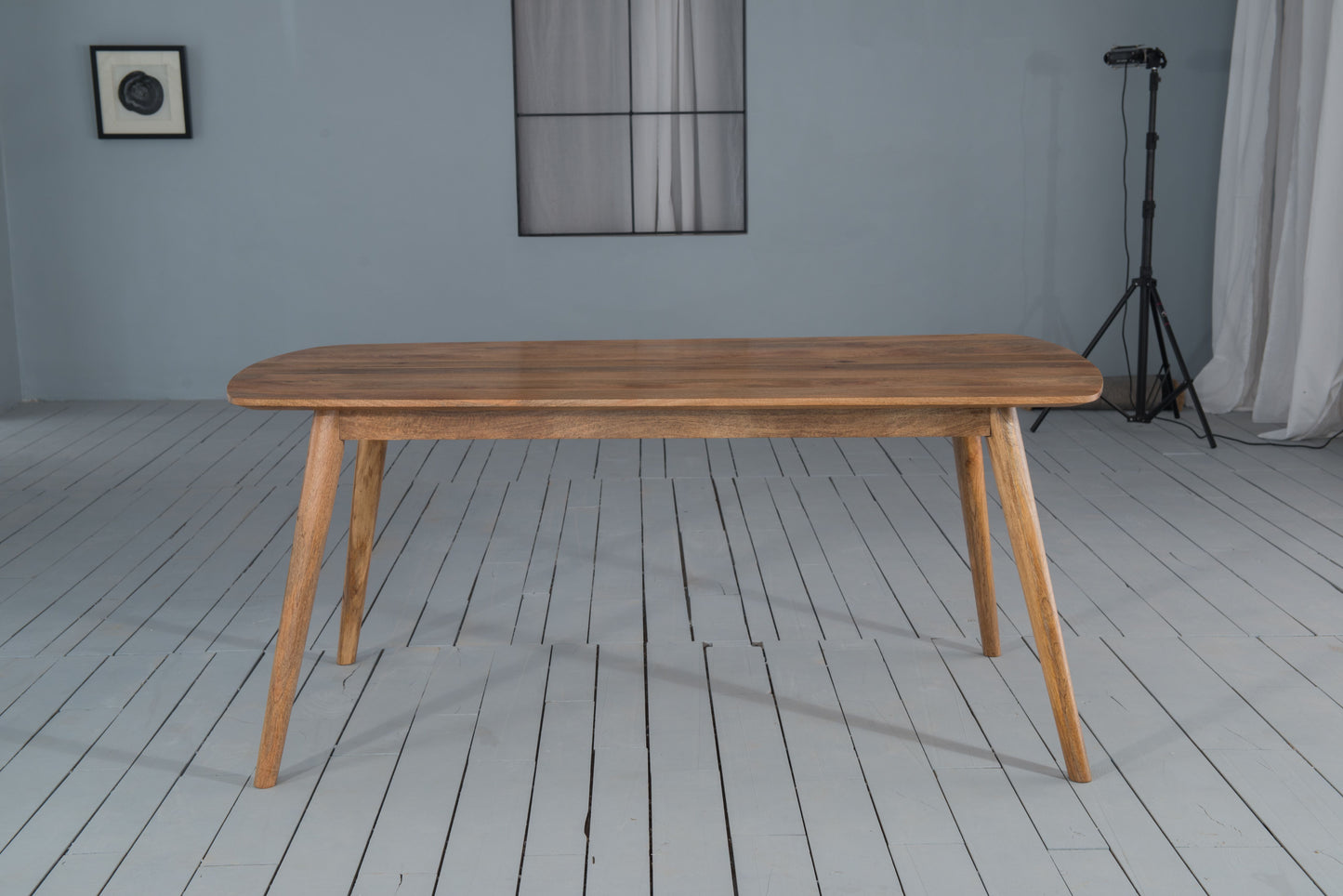 SU002 1.35 Dining Table
